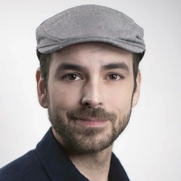 Land Listing Agent Photo