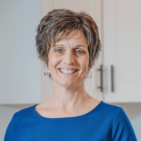 Land Listing Agent Photo