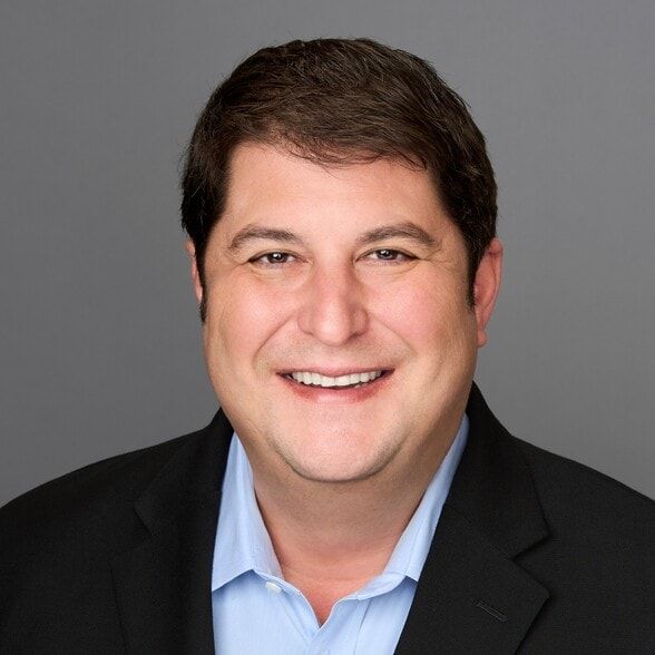 Land Listing Agent Photo