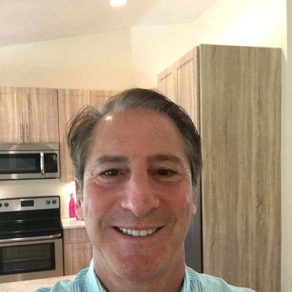 Land Listing Agent Photo