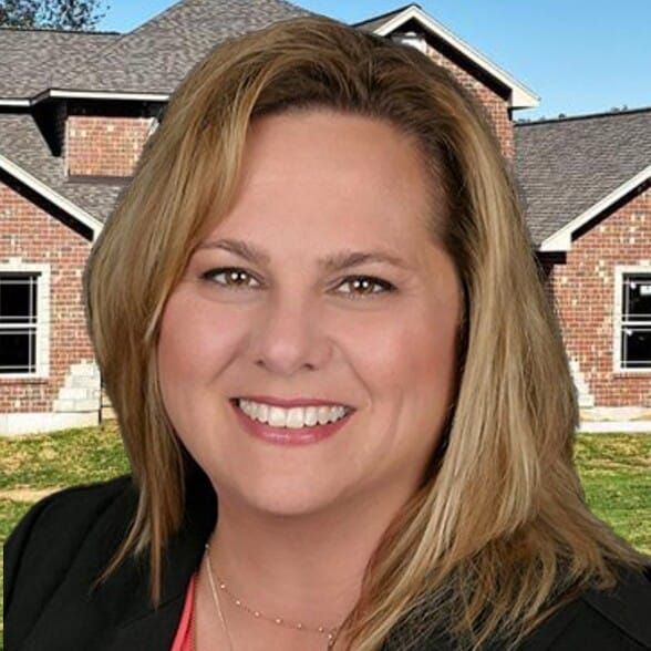 Land Listing Agent Photo