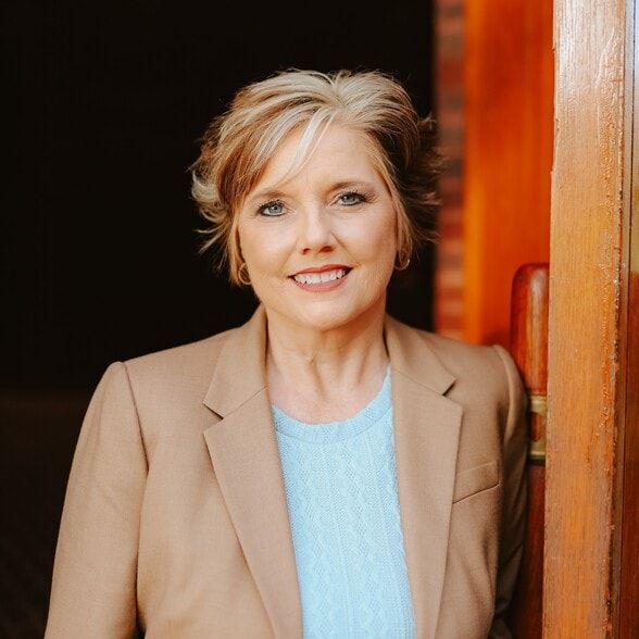 Land Listing Agent Photo