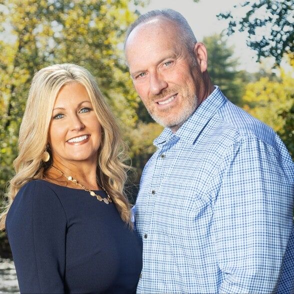 Land Listing Agent Photo