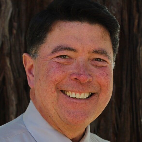 Land Listing Agent Photo