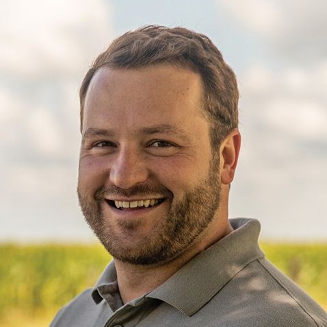 Land Listing Agent Photo