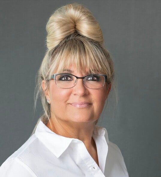 Land Listing Agent Photo