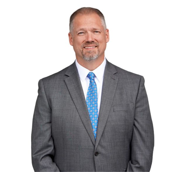 Land Listing Agent Photo