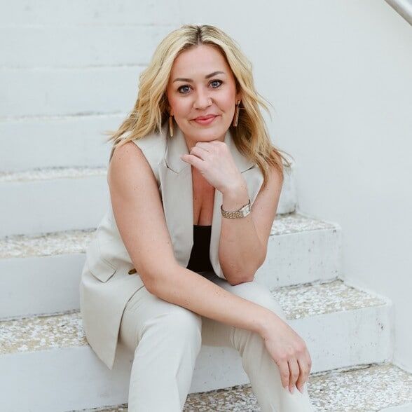 Land Listing Agent Photo