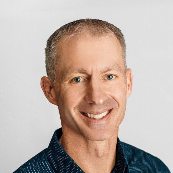 Land Listing Agent Photo