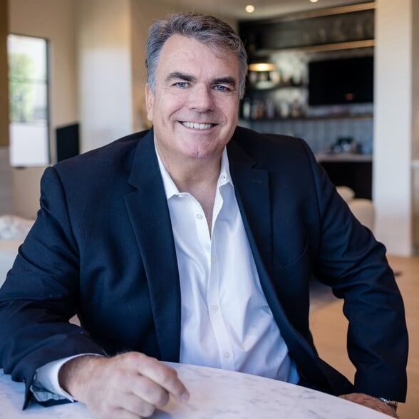 Land Listing Agent Photo