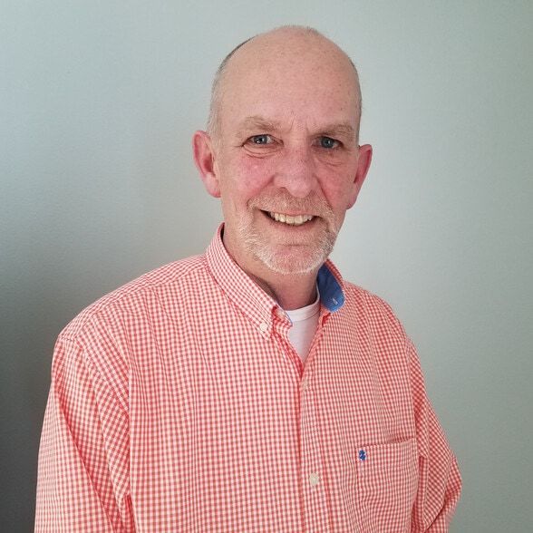 Land Listing Agent Photo