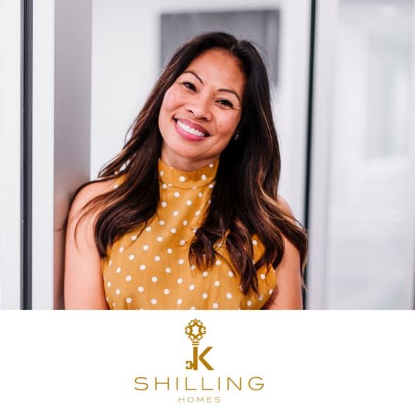 Land Listing Agent Photo