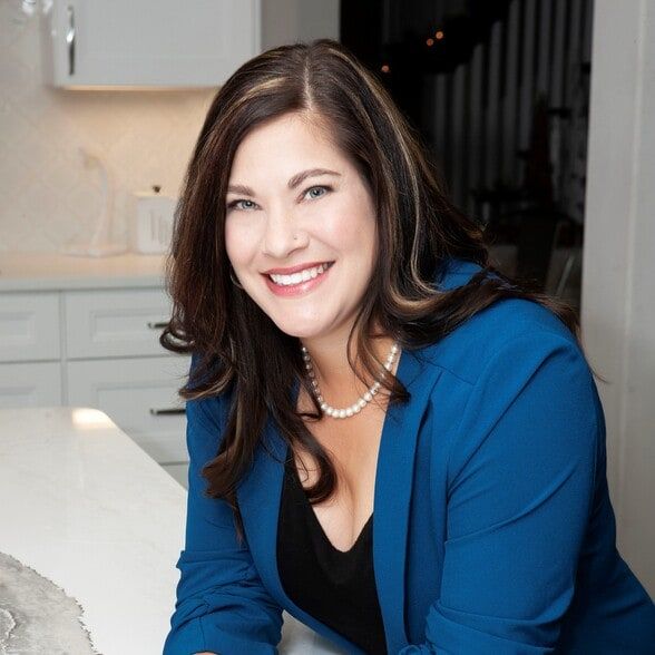 Land Listing Agent Photo