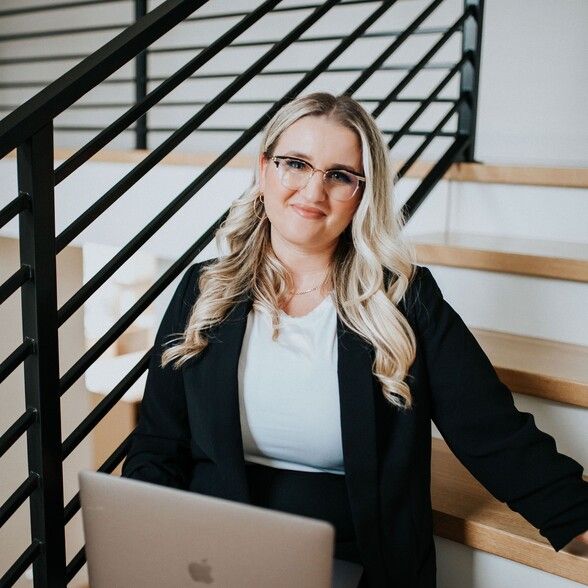 Land Listing Agent Photo