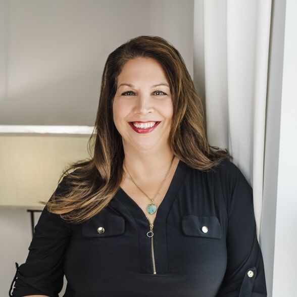 Land Listing Agent Photo