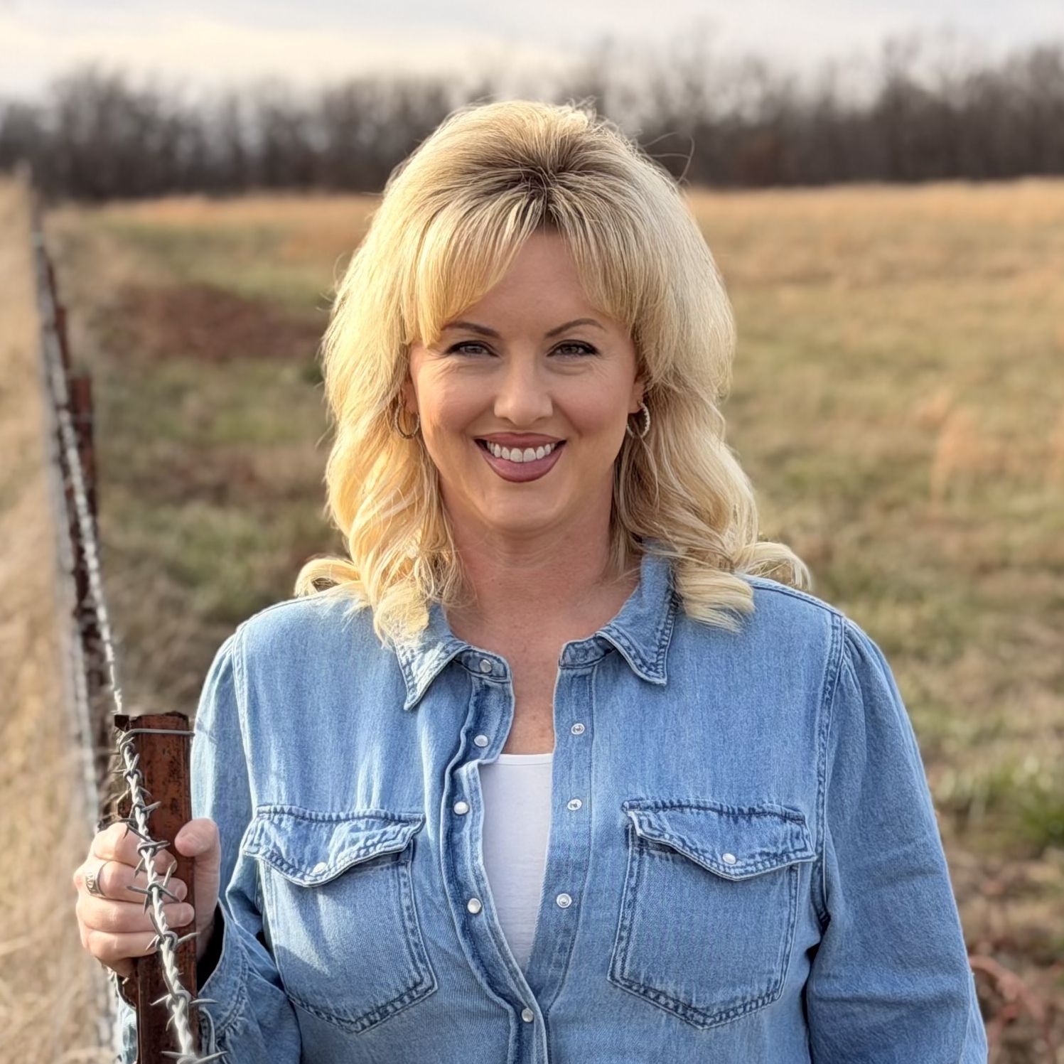 Land Listing Agent Photo