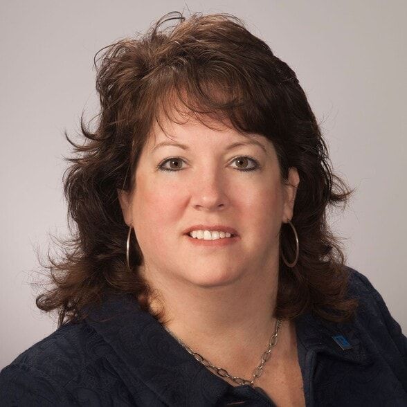 Land Listing Agent Photo