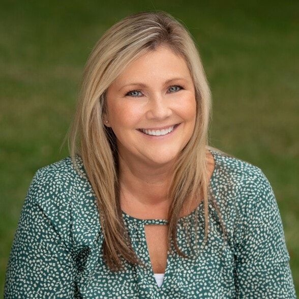 Land Listing Agent Photo