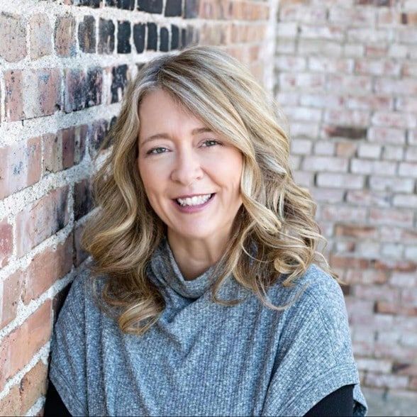 Land Listing Agent Photo