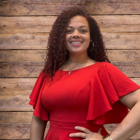 Land Listing Agent Photo