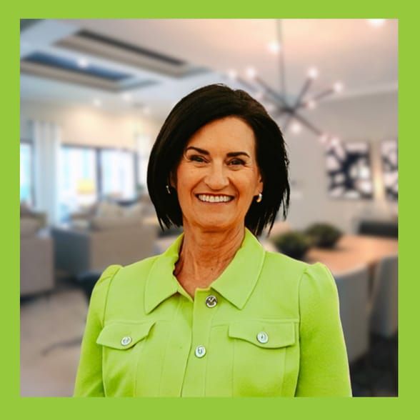 Land Listing Agent Photo