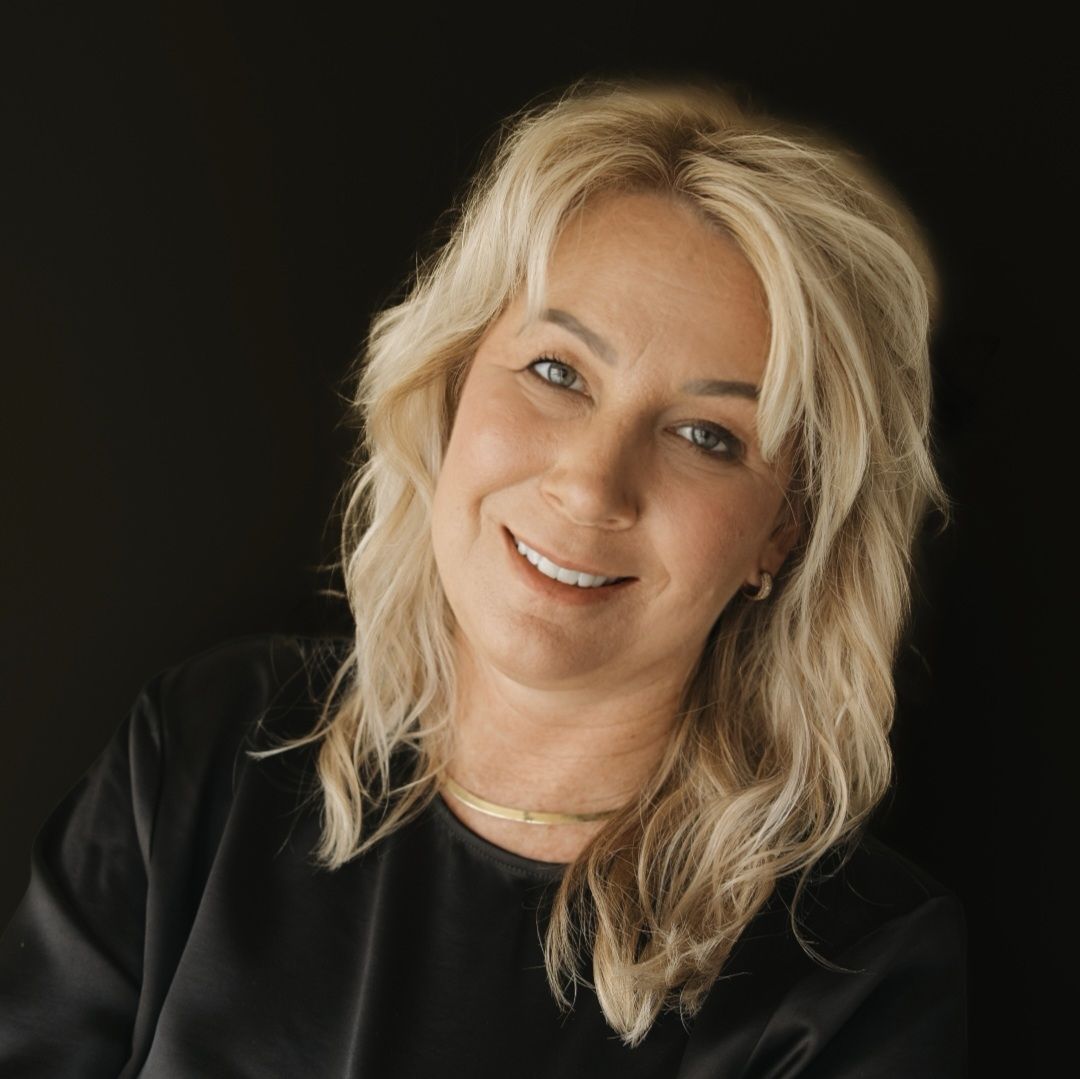 Land Listing Agent Photo