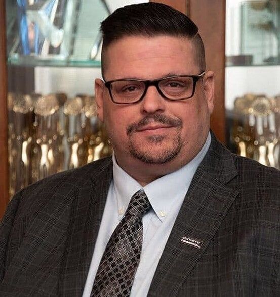 Land Listing Agent Photo