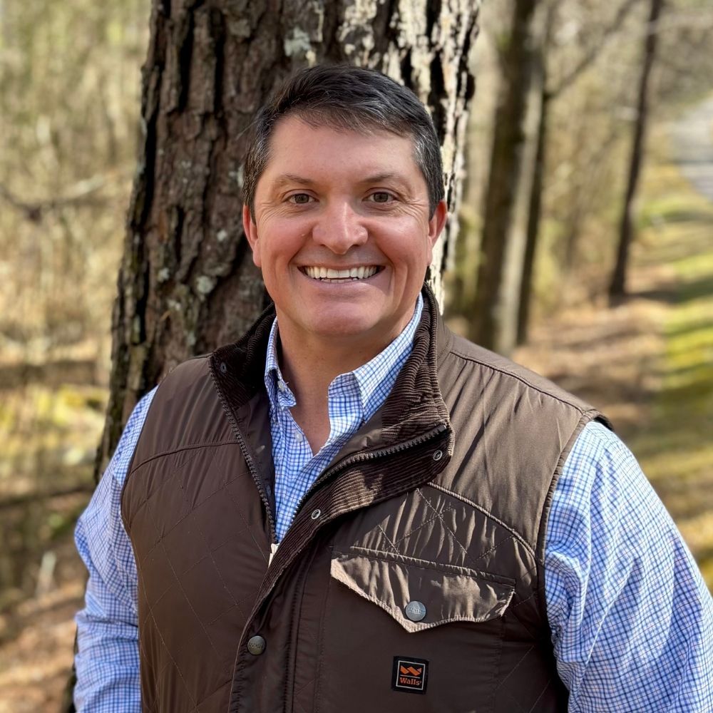 Land Listing Agent Photo