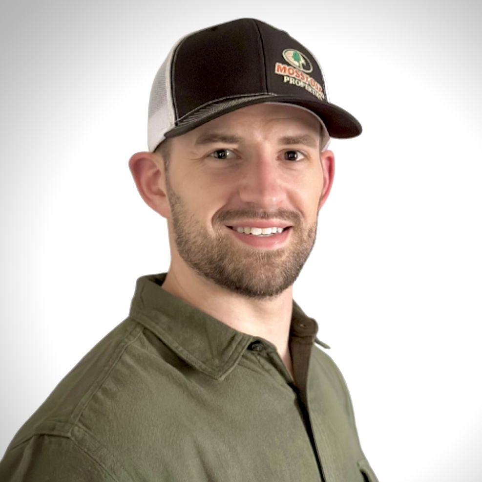 Land Listing Agent Photo