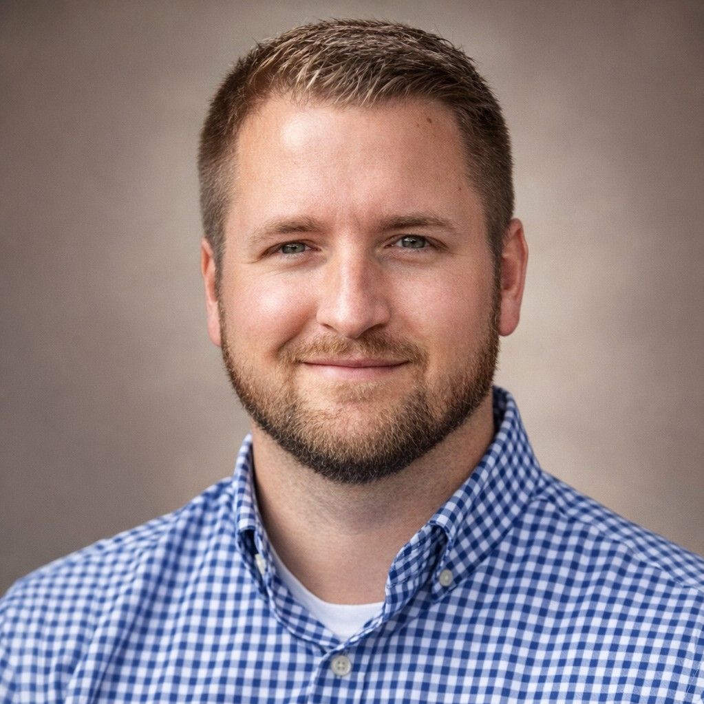 Land Listing Agent Photo