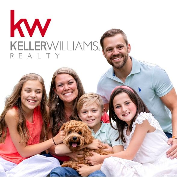 Land Listing Agent Photo