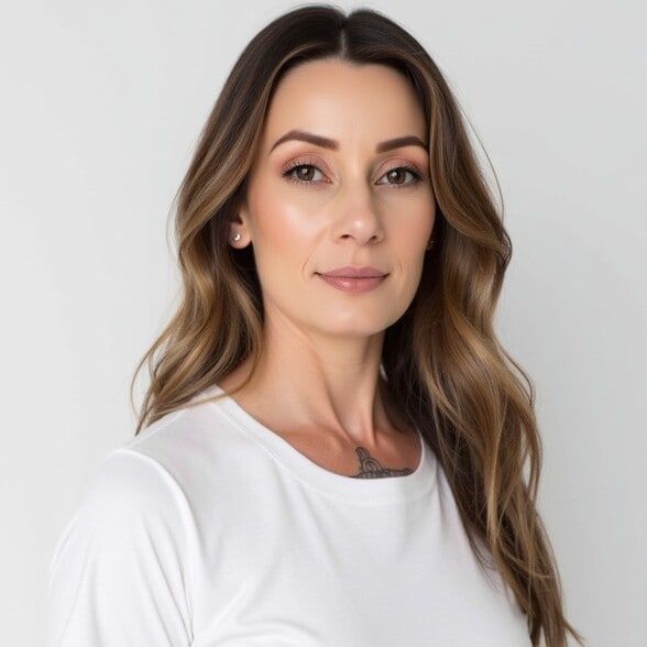 Land Listing Agent Photo