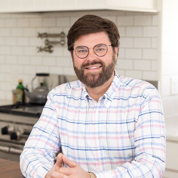 Land Listing Agent Photo