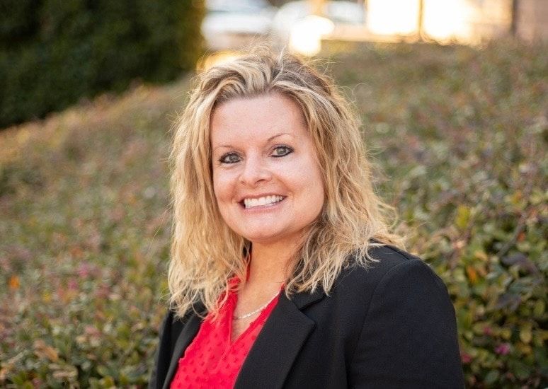 Land Listing Agent Photo