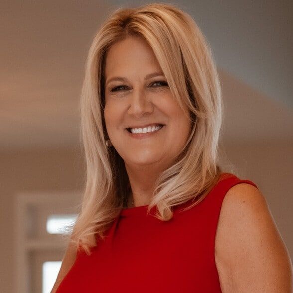 Land Listing Agent Photo