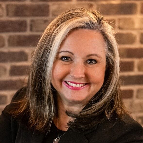 Land Listing Agent Photo