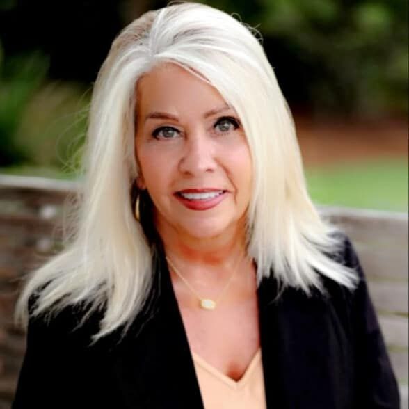 Land Listing Agent Photo