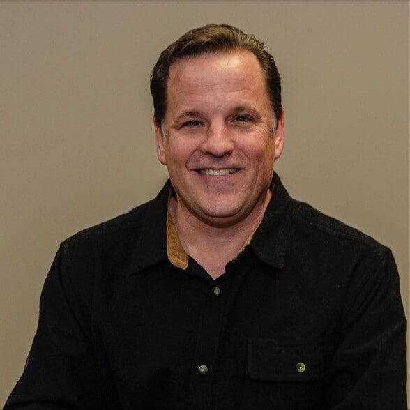 Land Listing Agent Photo