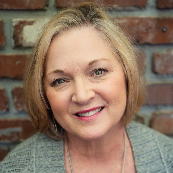 Land Listing Agent Photo