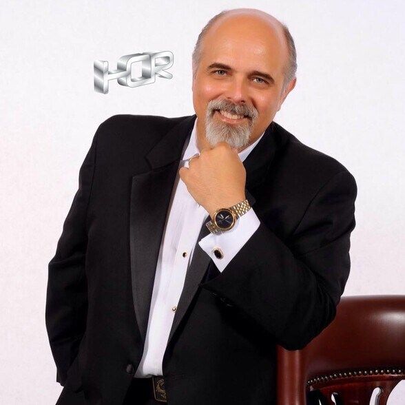 Land Listing Agent Photo