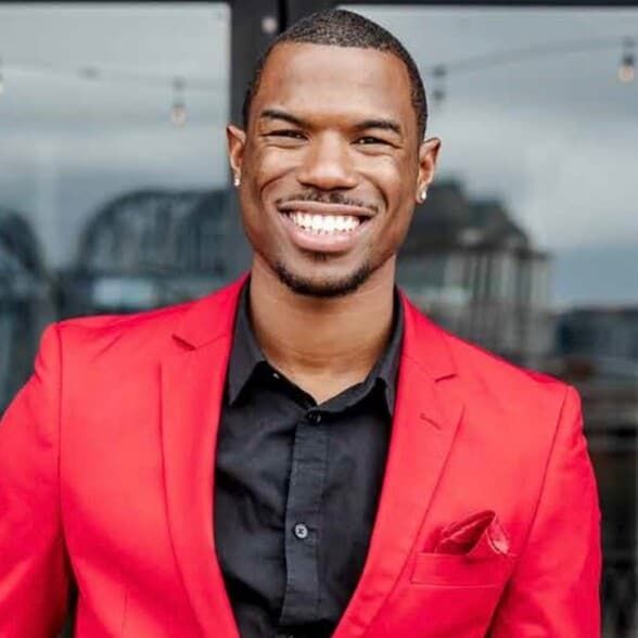 Land Listing Agent Photo