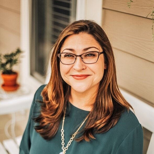 Land Listing Agent Photo