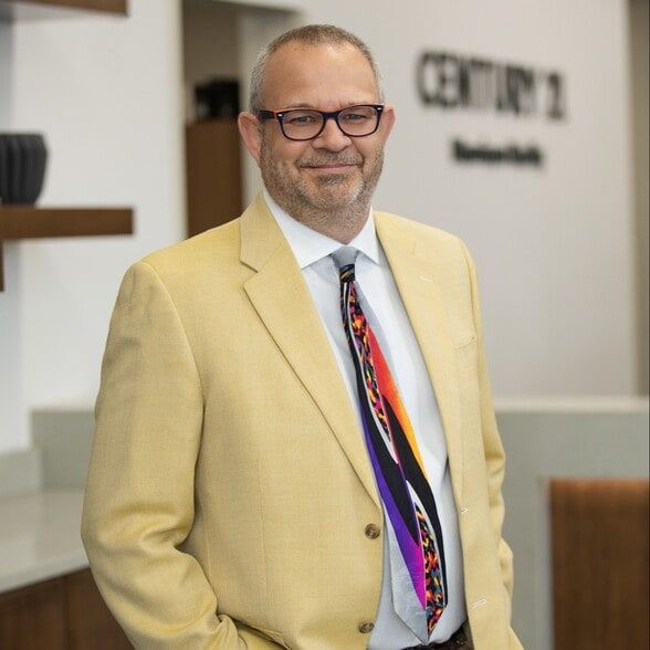 Land Listing Agent Photo