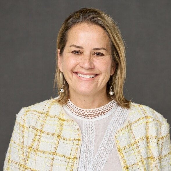 Land Listing Agent Photo