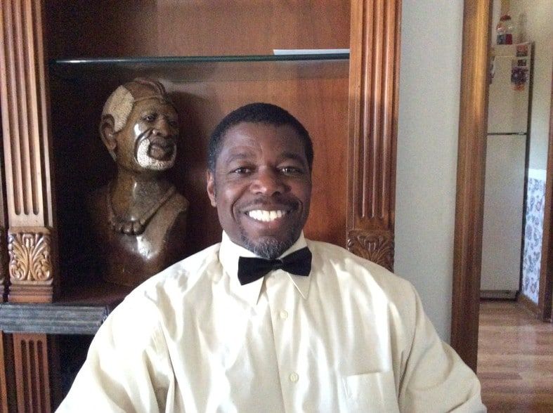 Land Listing Agent Photo