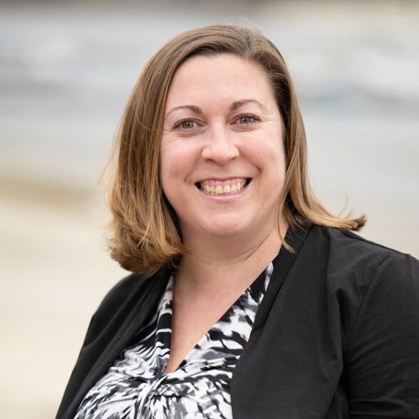 Land Listing Agent Photo