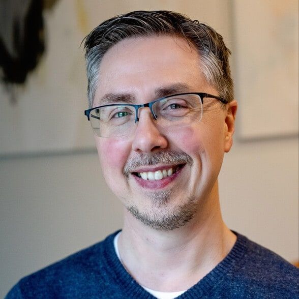 Land Listing Agent Photo