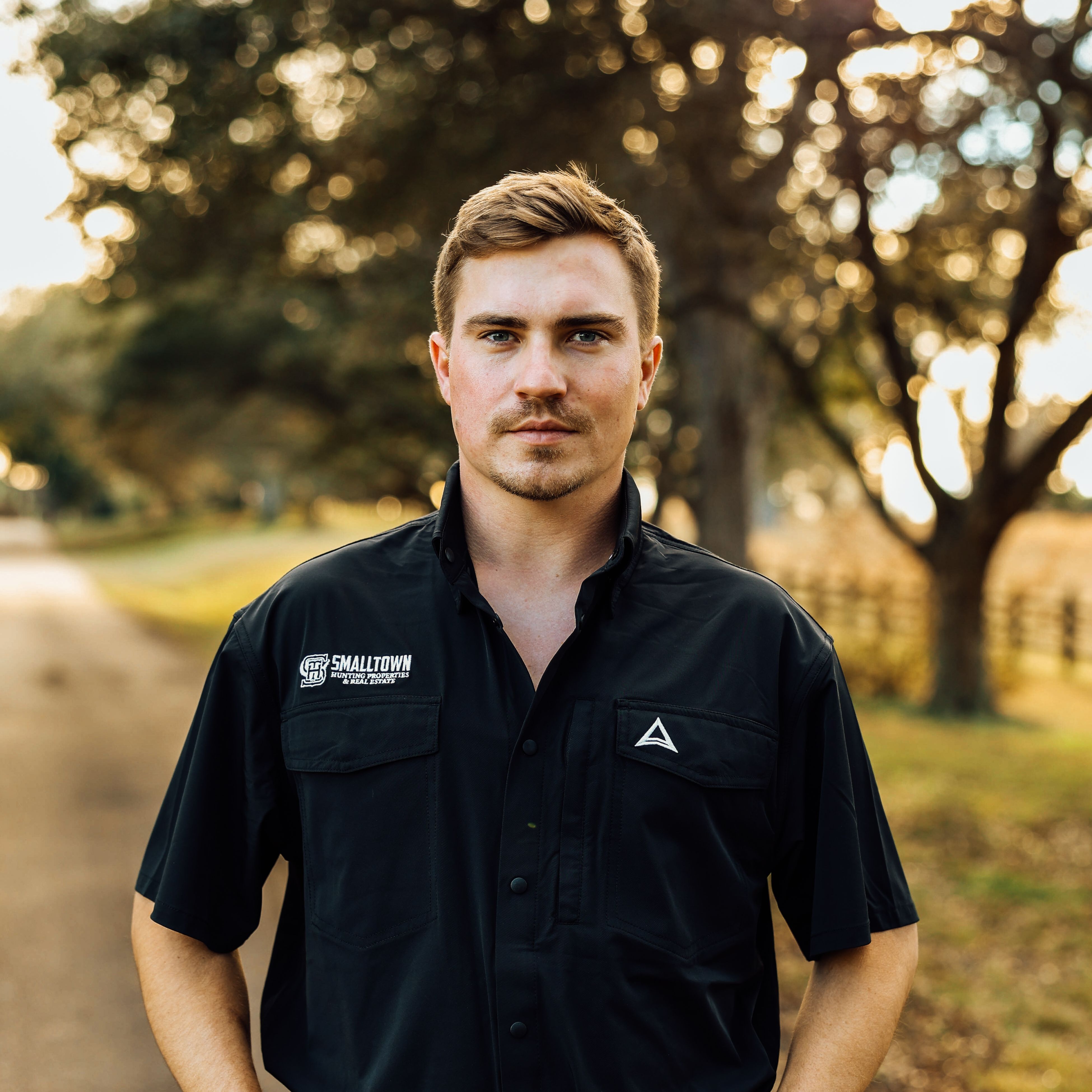 Land Listing Agent Photo