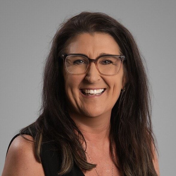 Land Listing Agent Photo