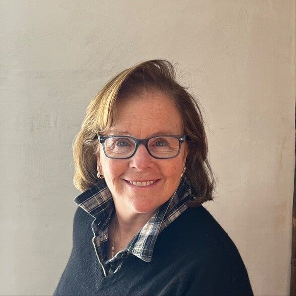 Land Listing Agent Photo